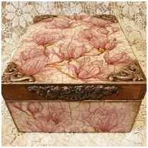 Magnóliás ékszertartó