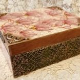 Magnóliás ékszertartó