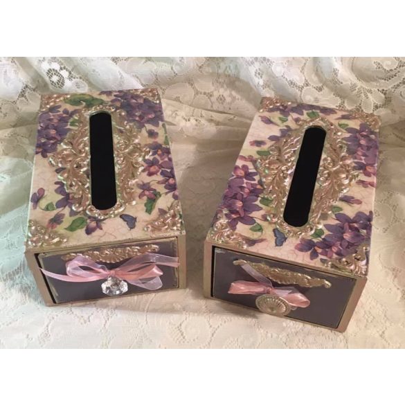 Zsebkendőtartó doboz