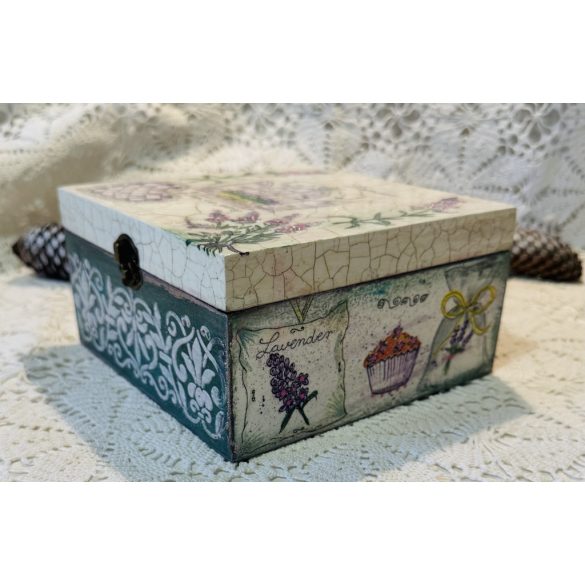 Levendulás doboz  