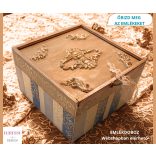 „Időtlen Elegancia” – Antikolt Kézműves Emlékőrző Doboz