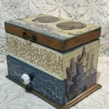 Provence Álma – romantikus emeletes fa ékszerdoboz