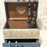 Provence Álma – romantikus emeletes fa ékszerdoboz