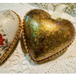 Szívecske Blooming Opulence mintával és füstfólia pehellyel díszítve