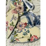 Fa Szívecske  tavaszi mintával díszítve - 10 x 8,5cm