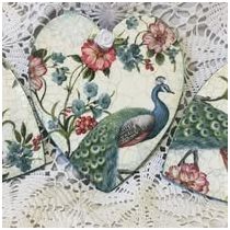 Nagy Fa Szívecske Páva mintával díszítve